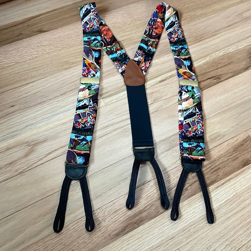 Fun sporty suspenders